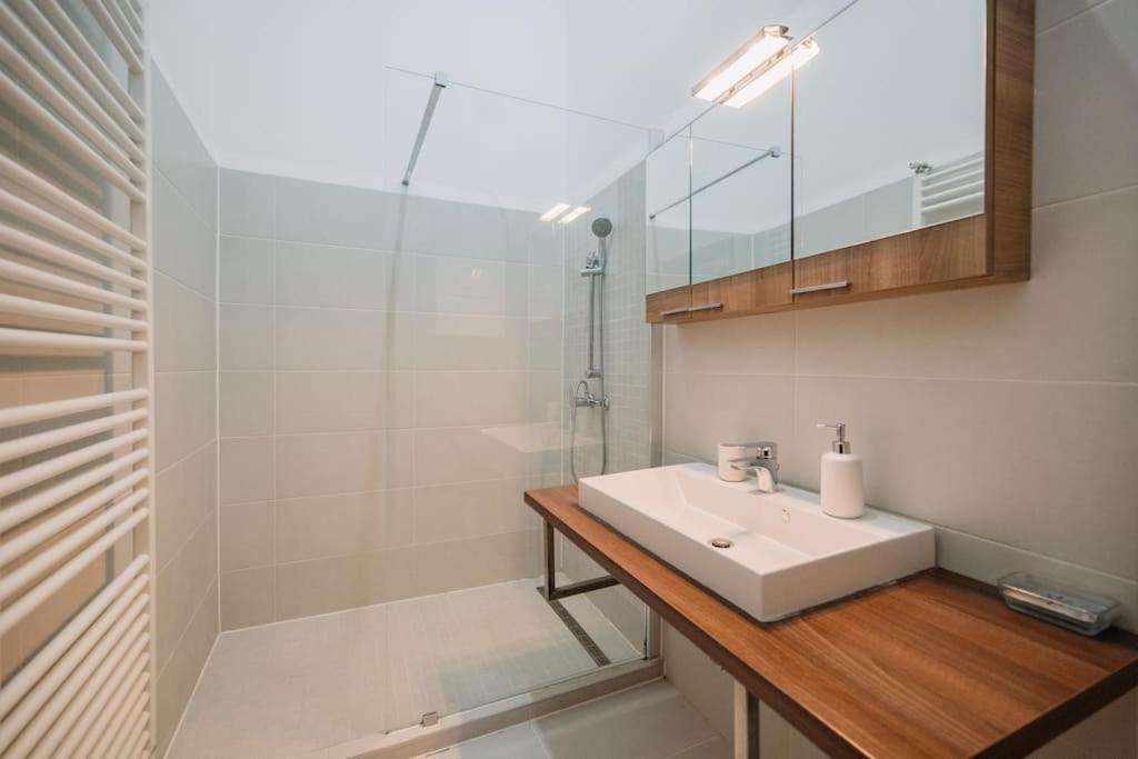 Apartment Your Dream At Vaci Street Budapest